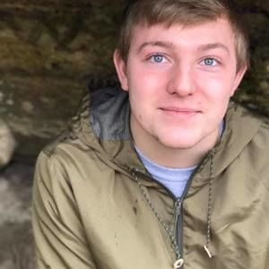 Meet your Posher, Colby